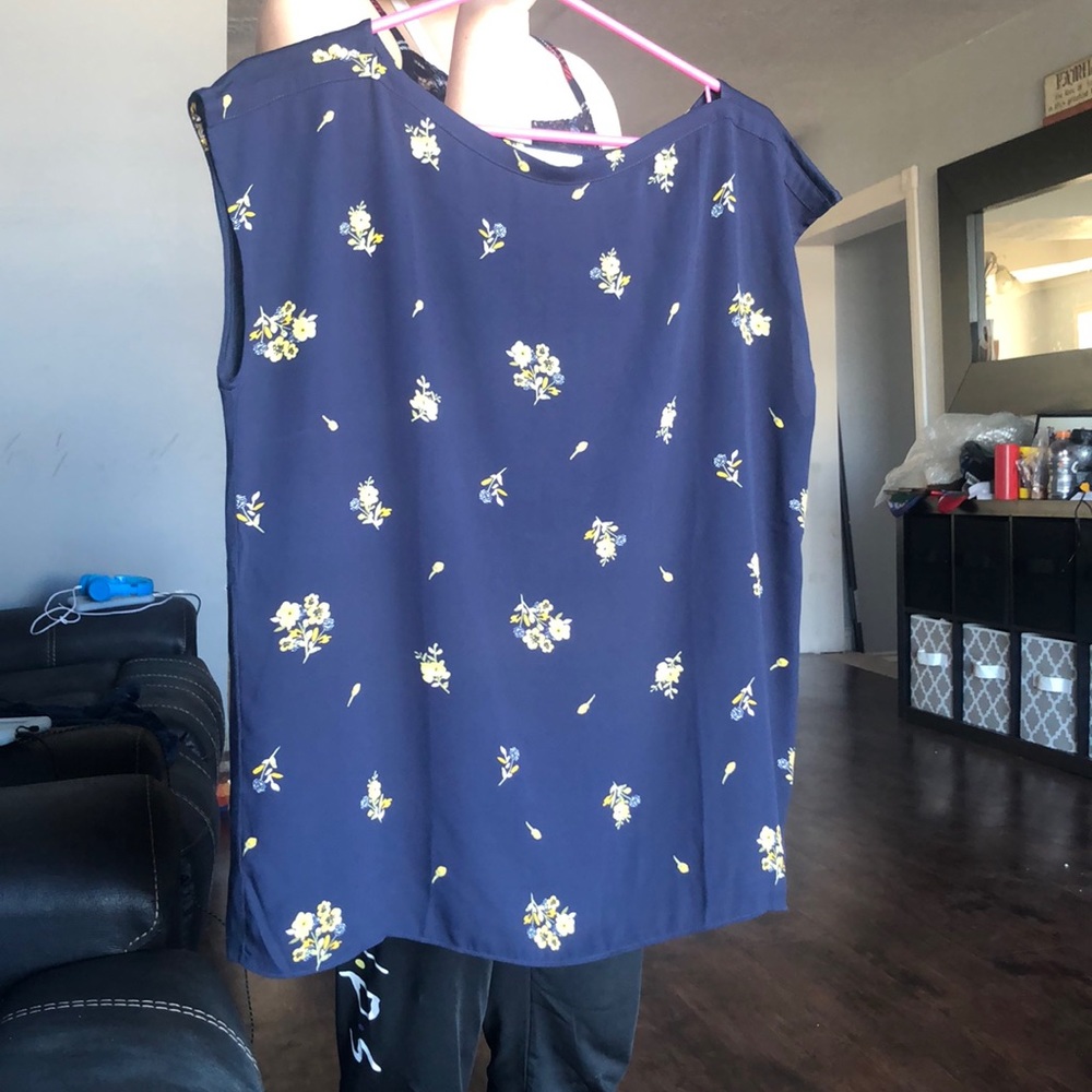 Floral print silk shirt